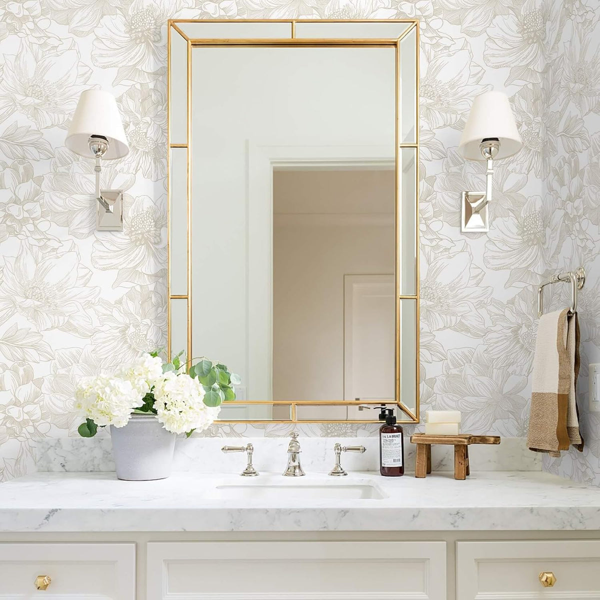 Ismoon Large Floral Peel and Stick Wallpaper Boho Beige Contact Paper 17.3inx6.5ft Neutral Wall Paper Removable Self Adhesive Wallpaper Bedroom Cabinet Bathroom Waterproof Mural Wall Decor Vinyl Roll