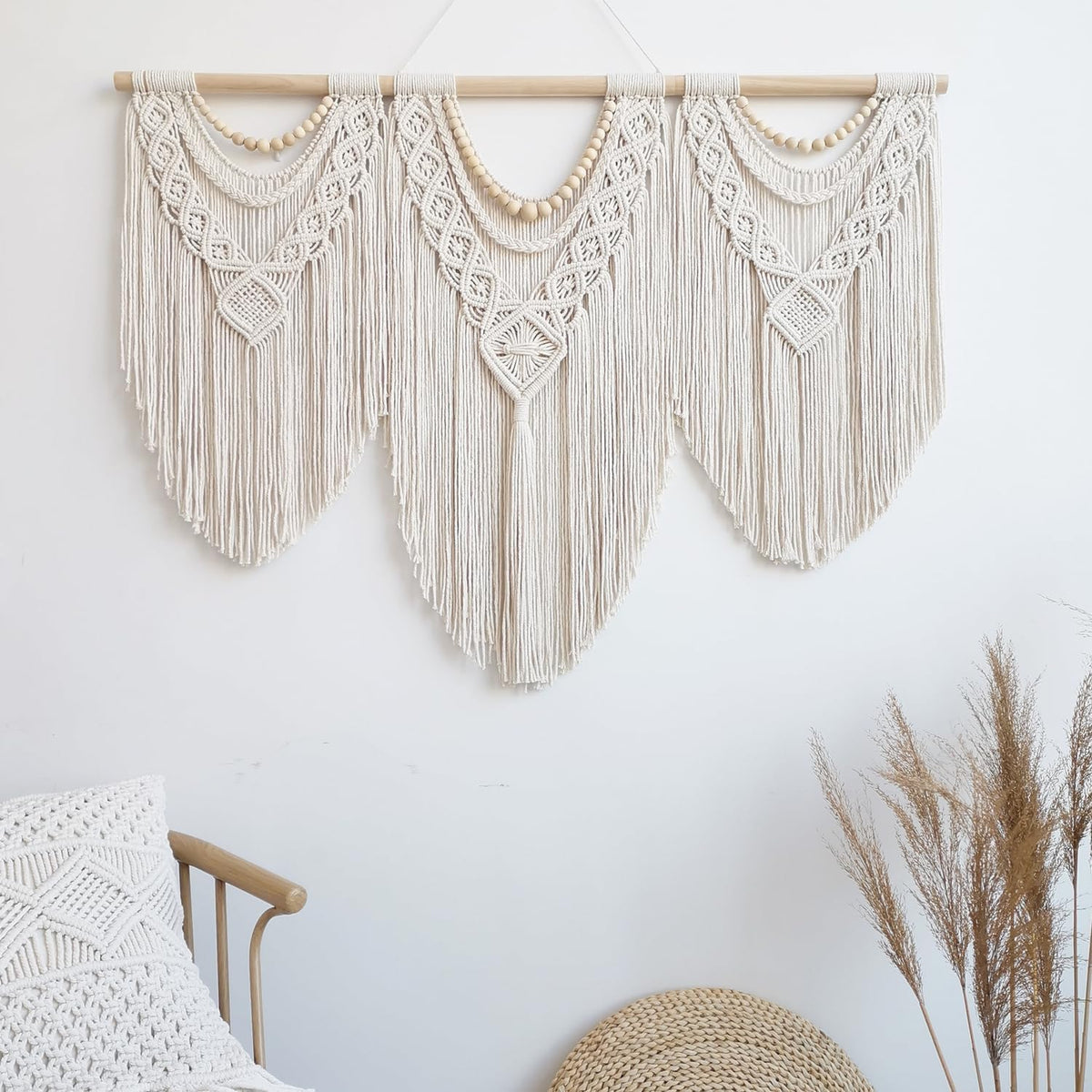 guzhiou large macrame wall hanging - Boho Tapestry Macrame Wall Decor Art- Chic Bohemian Handmade Woven Tapestry Home Decoration for Bedroom Living Room Apartment Wedding Party - 43"x32" (Wood bead)